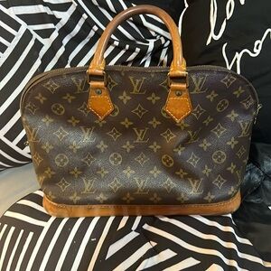 Louis Vuitton Alma